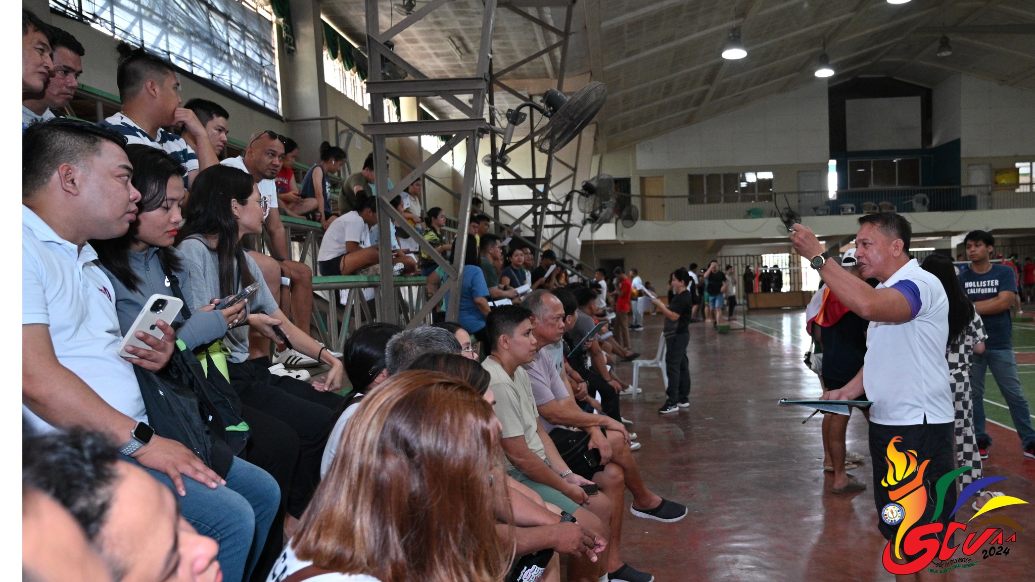 𝐂𝐀𝐏𝐓𝐔𝐑𝐄𝐃 𝐈𝐍 𝐋𝐄𝐍𝐒 | Tournament managers are currently orienting the coaches of participating SUCs for the ground rules of 18 sporting events of SUC III Olympics which is hosted by Tarlac Agricultural University from 19-24 May 2024.